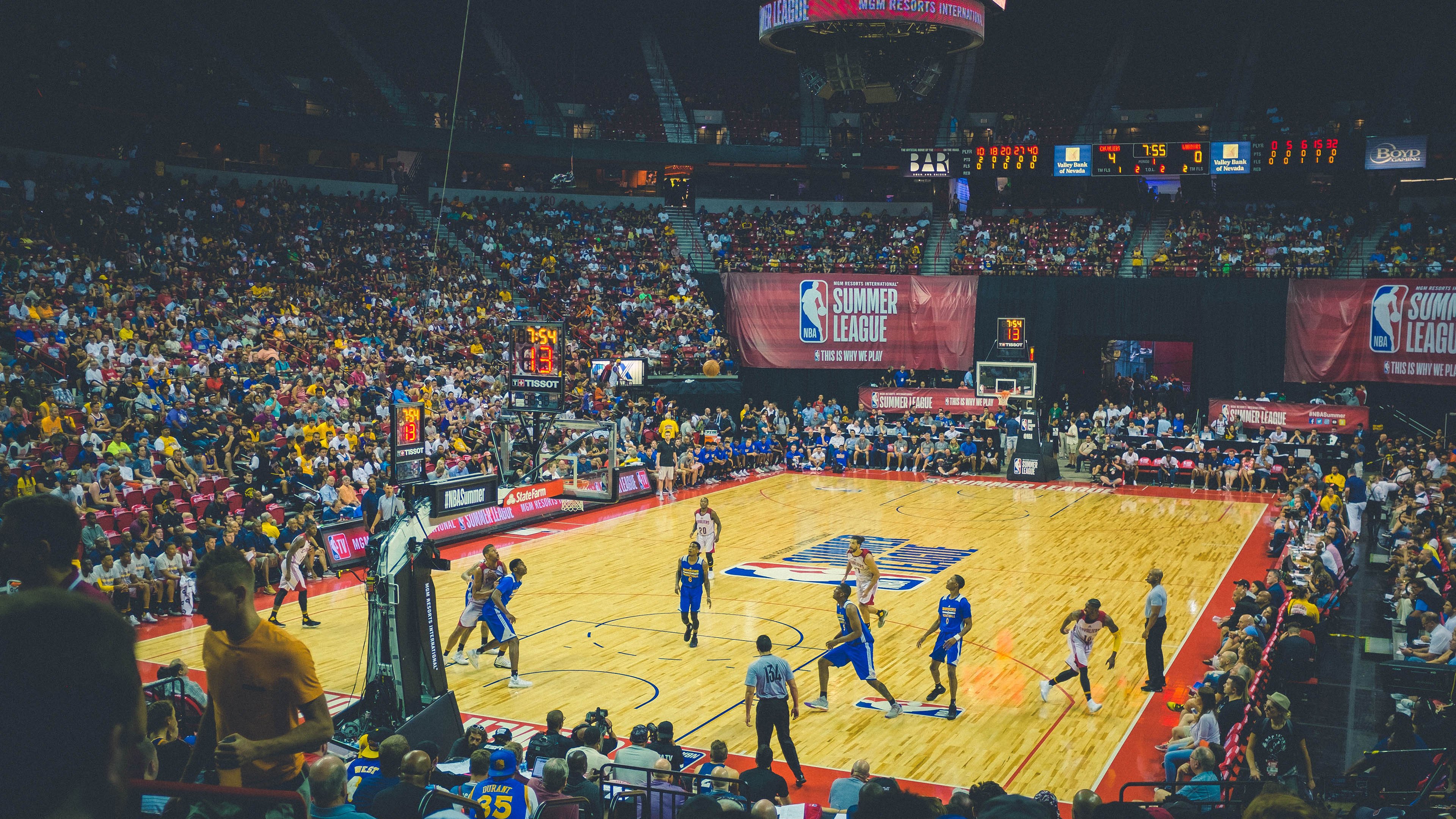 开云平台-体坛跨界奇观，拉齐奥备NBA，骑士战德国杯，爵士亚冠称王